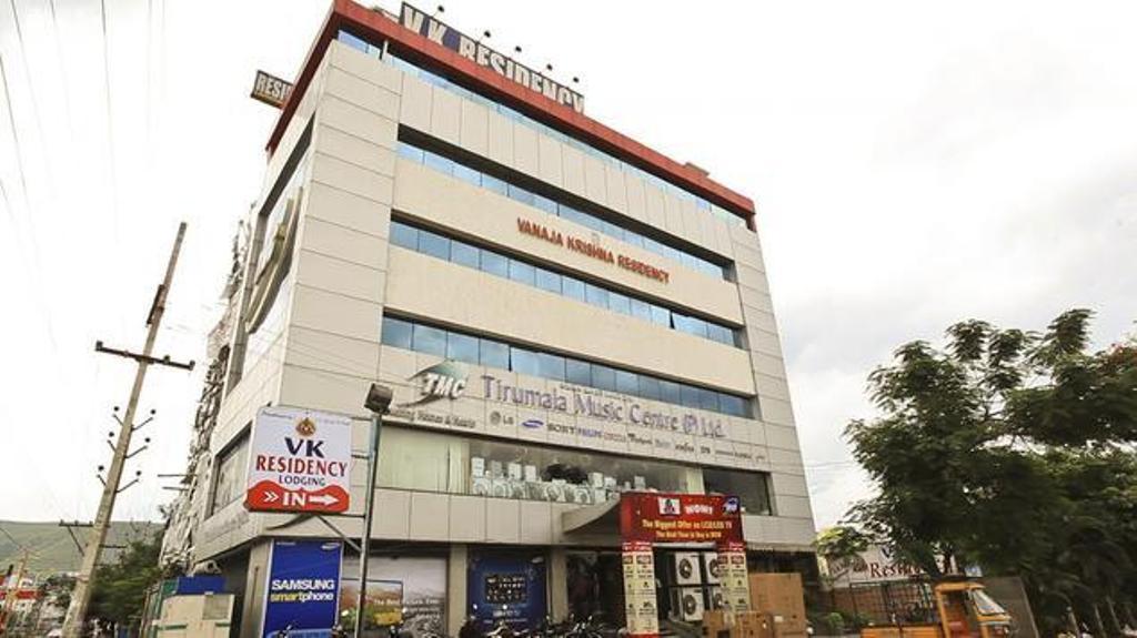 V.K.Residency Hotel Tirupati Luaran gambar