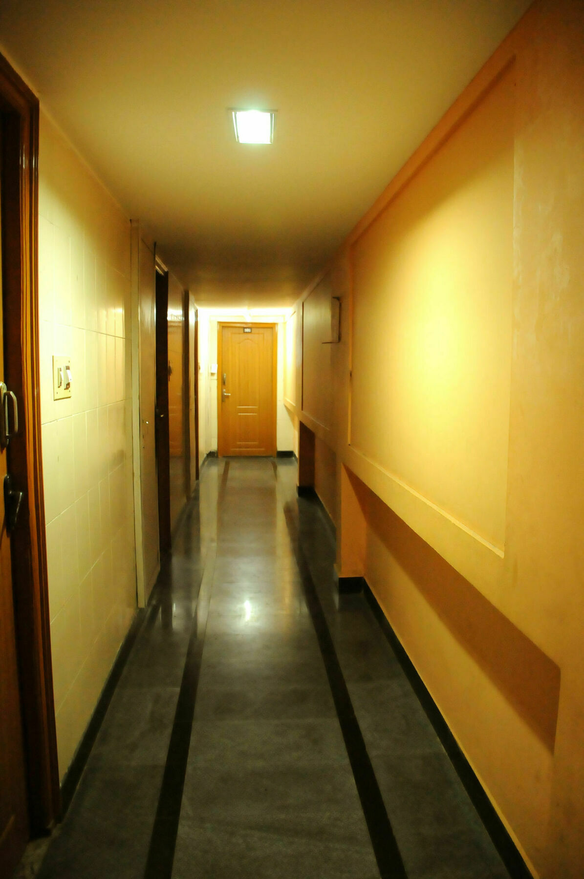 V.K.Residency Hotel Tirupati Luaran gambar